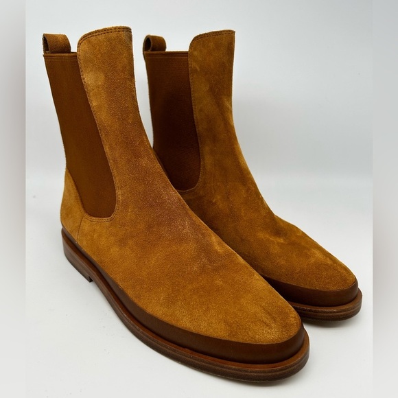 New Vince Cecyl Tan Suede Flat Leather Boots Bootie Size 8.5 - Picture 1 of 13